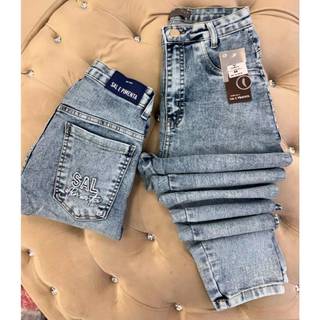 Calça jeans feminina  plus size sal e pimenta