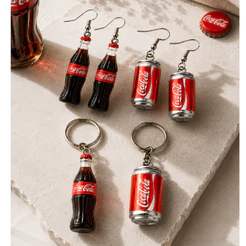 Brinco ou Chaveiro Lata ou Garrafa Miniatura Refrigerante Divertido Criativo Retro