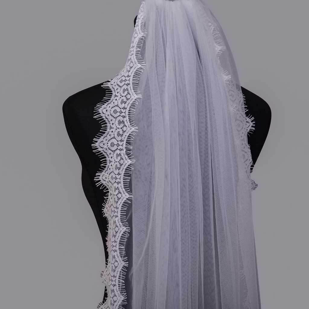 Véu Mantilha Noiva Branco Off White 3 Metros com Renda na Borda Tule Frances Casamento Catedral — imagem 2 de 2