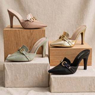 Sapato Scarpin Mule Feminino Bico Fino Salto Alto Fino 9cm Fivelas Douradas Napa Preto Ouro Light Verde Rose Calce Facil