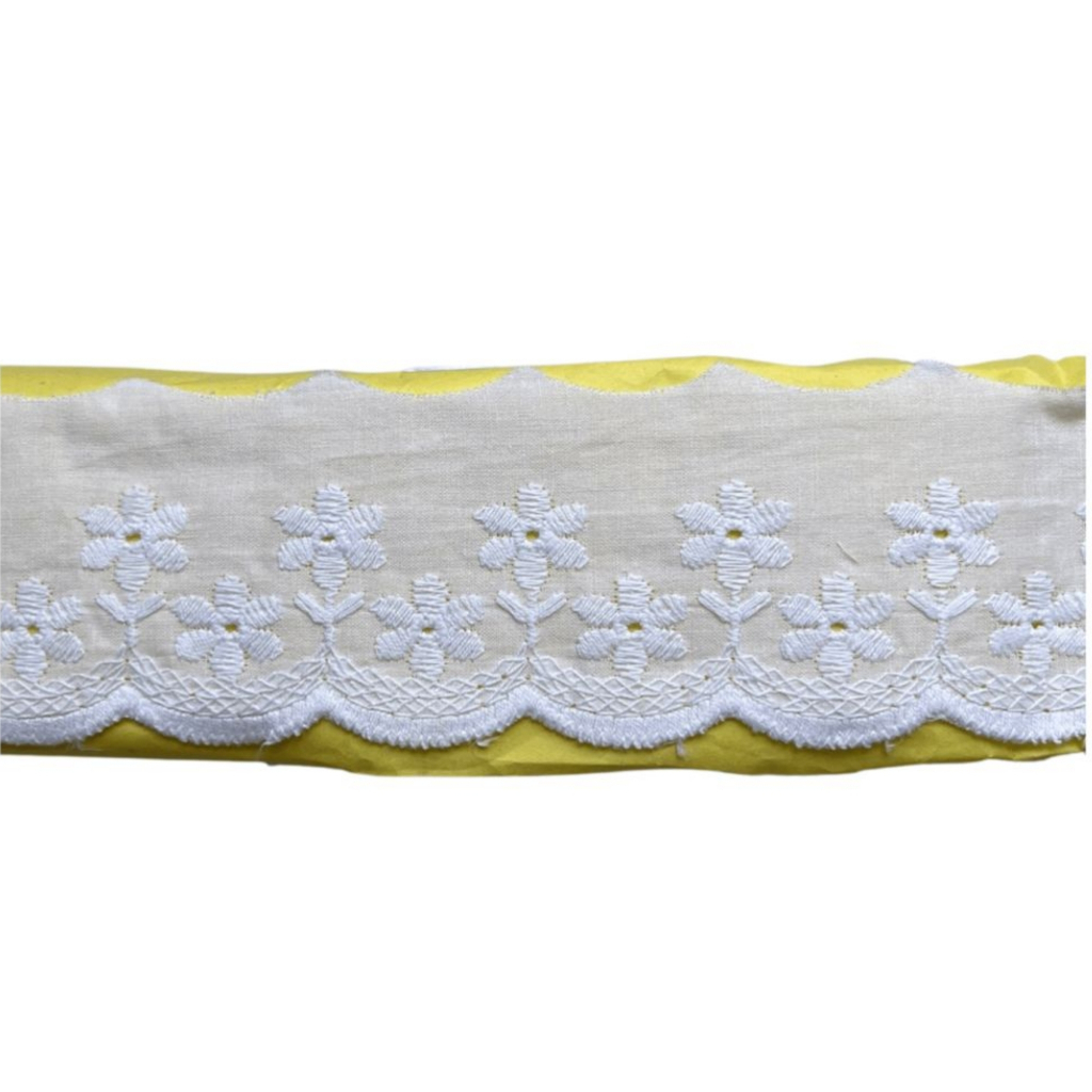 Bordado Ingles 5,0cm Algodão Ref R-5343 Branco Com 13.70 Metros Trader