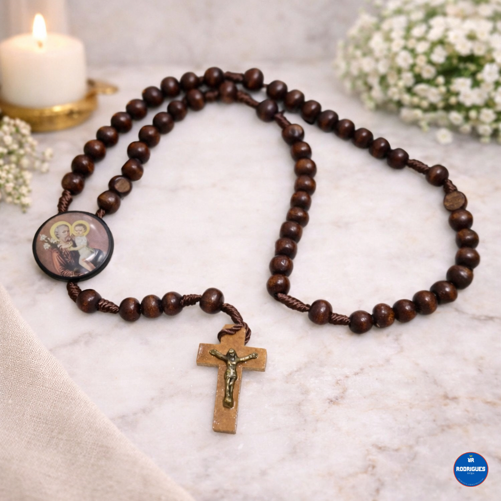 Kit com 2 Peças de Terço São José em Madeira 35 cm em Oferta na Shopee