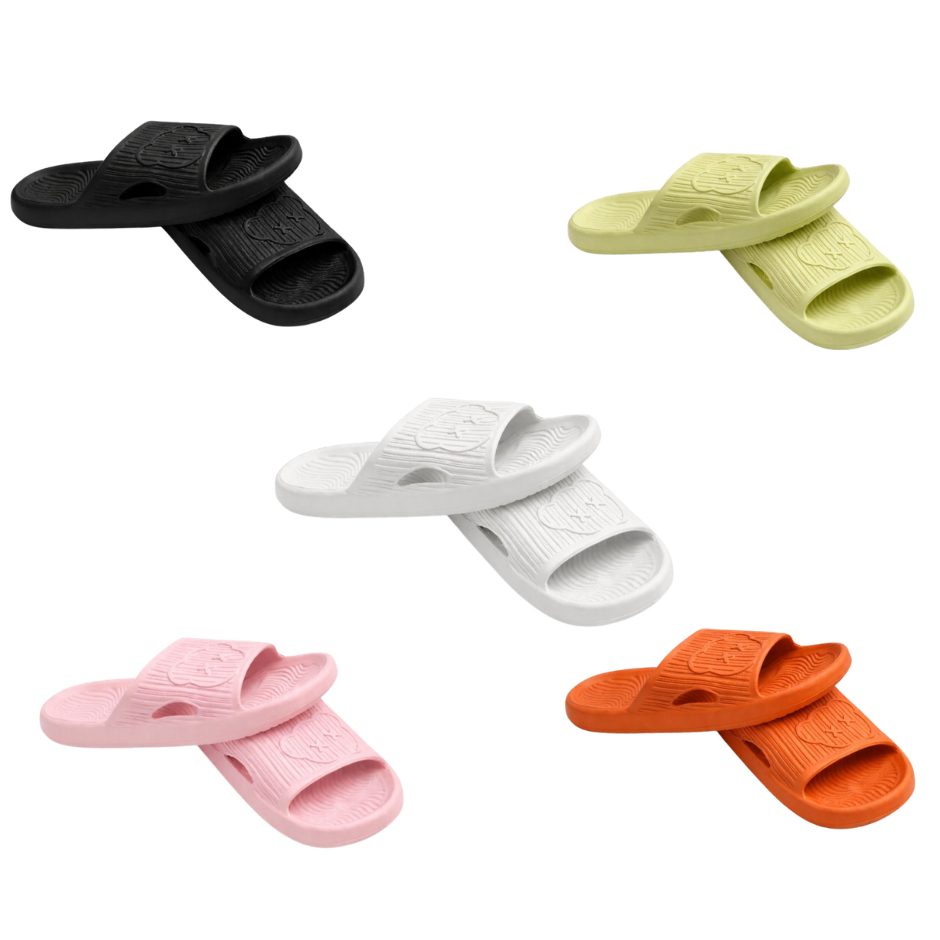 Chinelo Slide Urso em Relevo – Leve, Macio, Antiderrapante e Super Confortável - CH4 em Oferta na Shopee