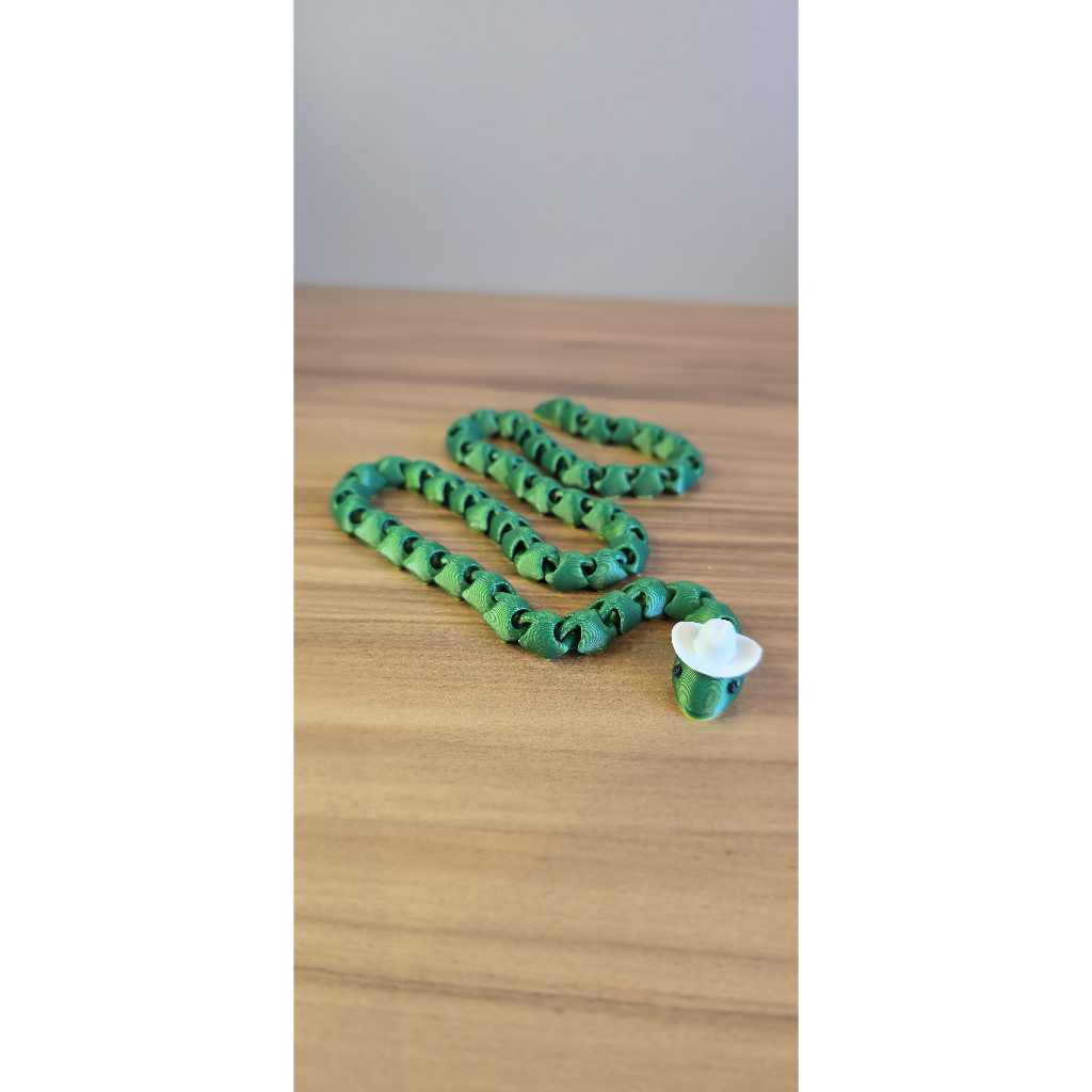 Cobra Articulada 3D com Chapéu Fidget Sensorial Flexível Decorativa