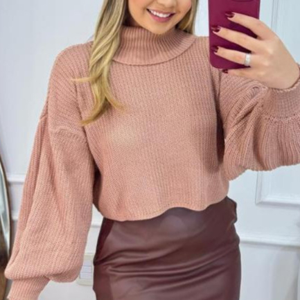 Blusa Cropped Tricot Ombro Caido Gola Alta Manga Bufante Cacharrel Blusinha Tricô Feminina Elegante