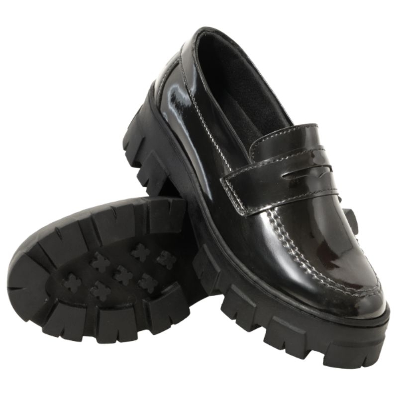 Sapato Tratorado Feminino Mocassim Preto e Off White Plataforma Confortável Moda 2026