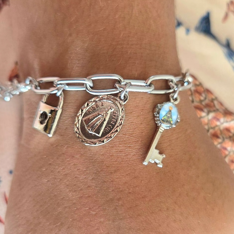 Pulseira Nossa Senhora Aparecida Inox + Oração — Padroeira do Brasil | Presente Religioso