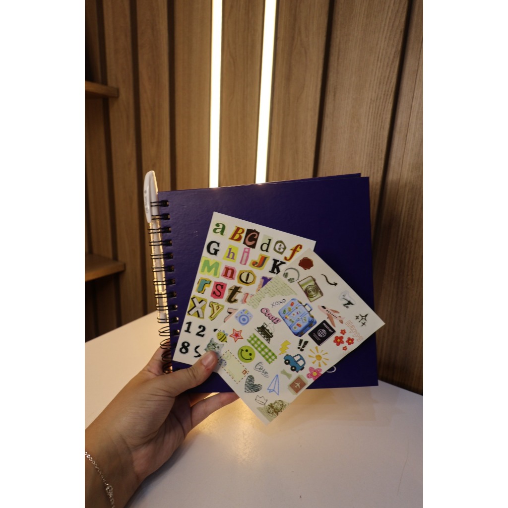 KIT SCRAPBOOK COMPLETO CANETA CIS BRANCA ADESIVOS ÁLBUM 36 PÁGS REGISTRO DE VIAGENS CASAMENTO E BEBÊ