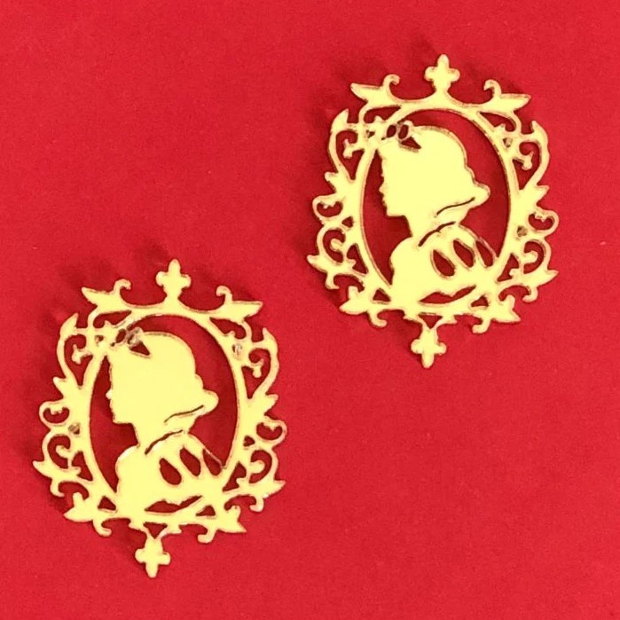 Aplique Branca de Neve com moldura em Acrílico Espelhado Dourado 4 CM para Lembrancinha, Personalizados Festa - Kit