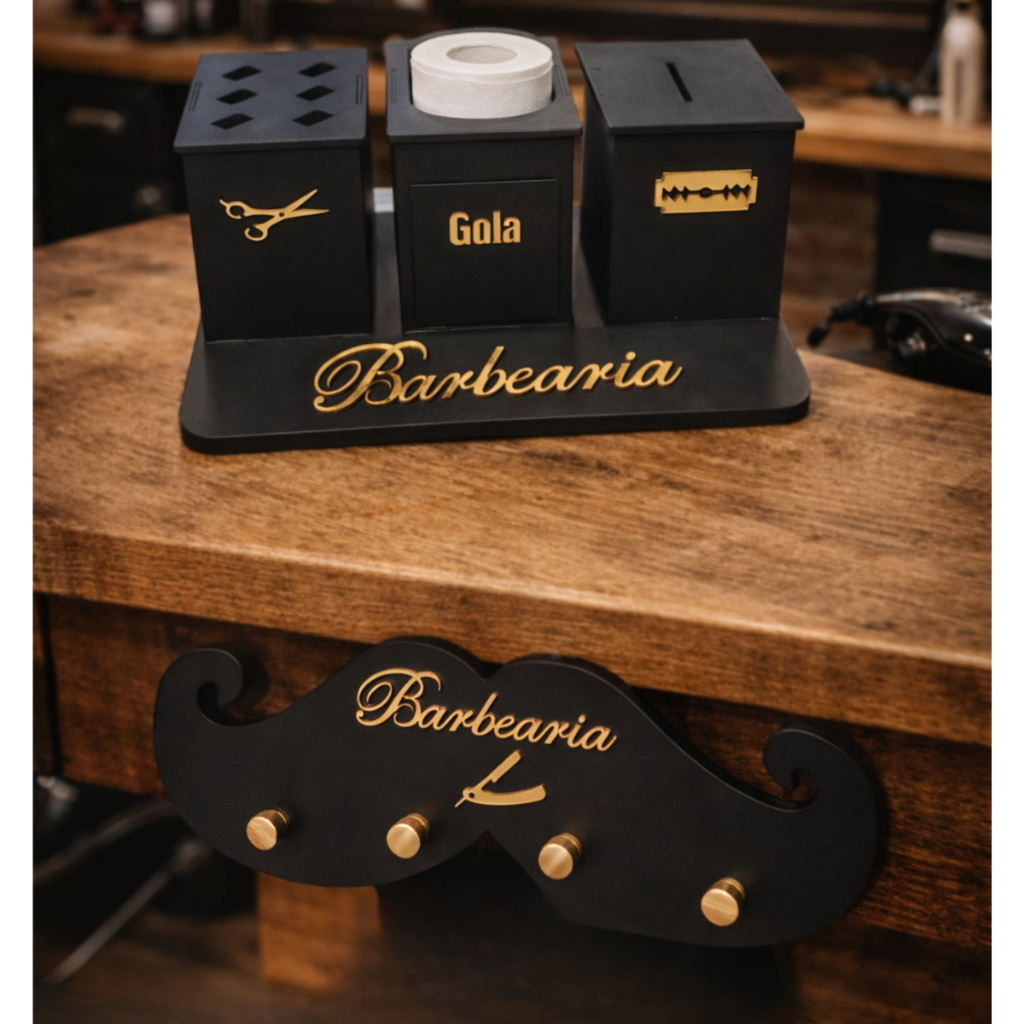 Kit Barbearia Completo Descarte Lâminas Porta Tesoura Cabideiro Bigode