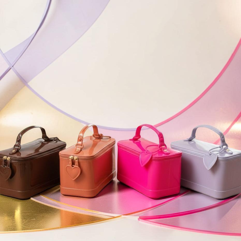Bolsa Baú Feminina Pequena com Coração – Estilo e Praticidade Para o Dia a Dia | Achadinhos NC