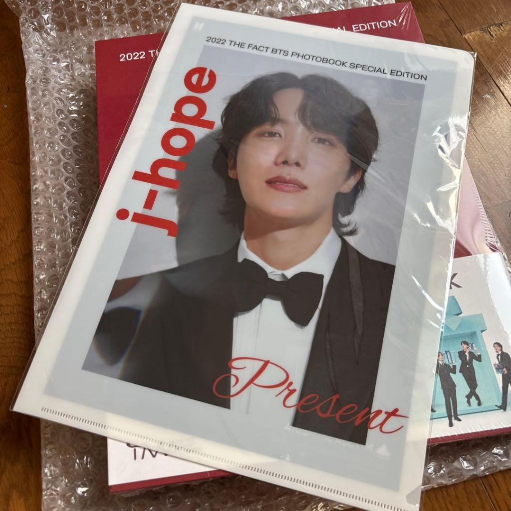 BTS THE FACT Photobook Special Edition 2022 Lacrado + Clear File J-Hope