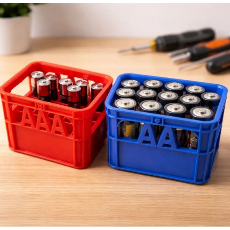 Kit porta pilhas AA e AAA formato de engradado de cerveja