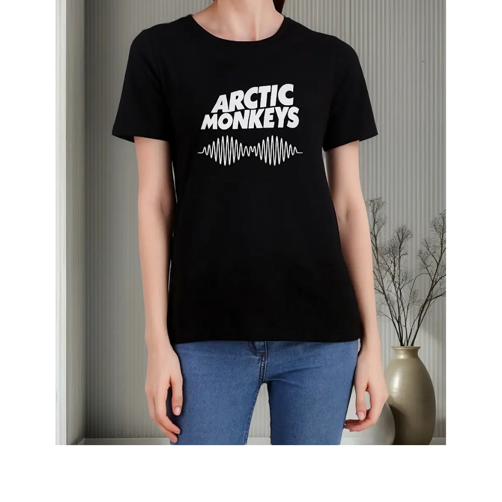 Babylook Feminina Banda Rock 2000 Arctic Monkeys