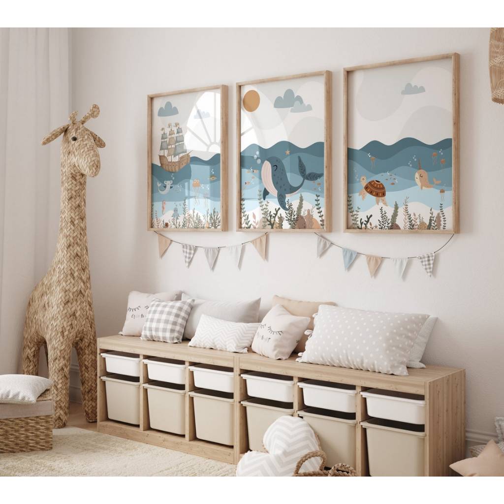 Kit 3 Quadros Fundo do Mar Peixes Barco Baleia Ondas Decoração Quarto Infantil