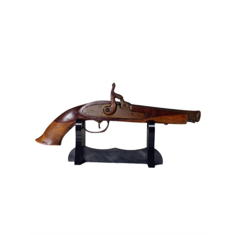 MILITARIA CENTRO MESA ESCULTURA GARRUCHA PISTOLA MOSQUETE RÚSTICO ANTIGO MADEIRA BRONZE DECORAÇÃO VINTAGE COLECIONÁVEL.