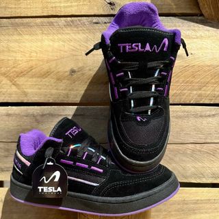 Tenis tesla coil all black e preto roxo masculino e feminino skatista