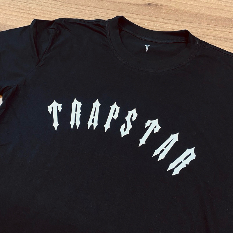 Camiseta Basic Streetwear Estampada Trapstar Script
