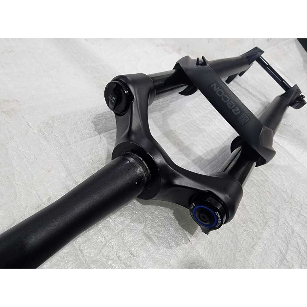 suspensao rockshox recon 29 trava ombro boost eixp 15mm 110mm espiga cortada de bike desmontada imagens reais zero km
