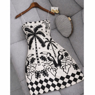 Vestido Feminino Ajustado Curto Tropical Preto e Branco com Estampa de Coqueiro e Tucano …