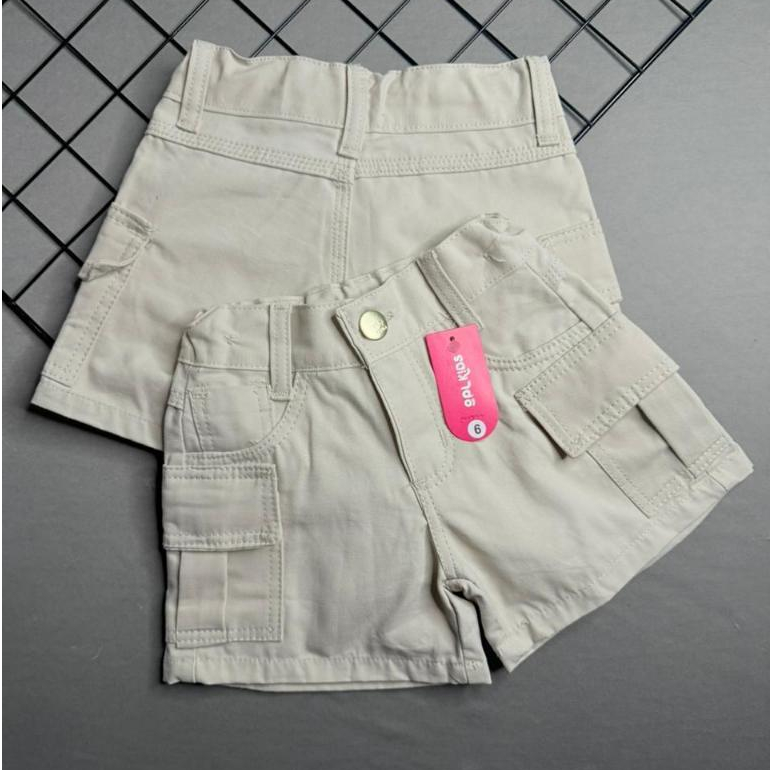 Kit 2 Short Cargo Menina Infantil Jeans Bermuda Juvenil Com Bolso Bege e Preto — imagem 2 de 2