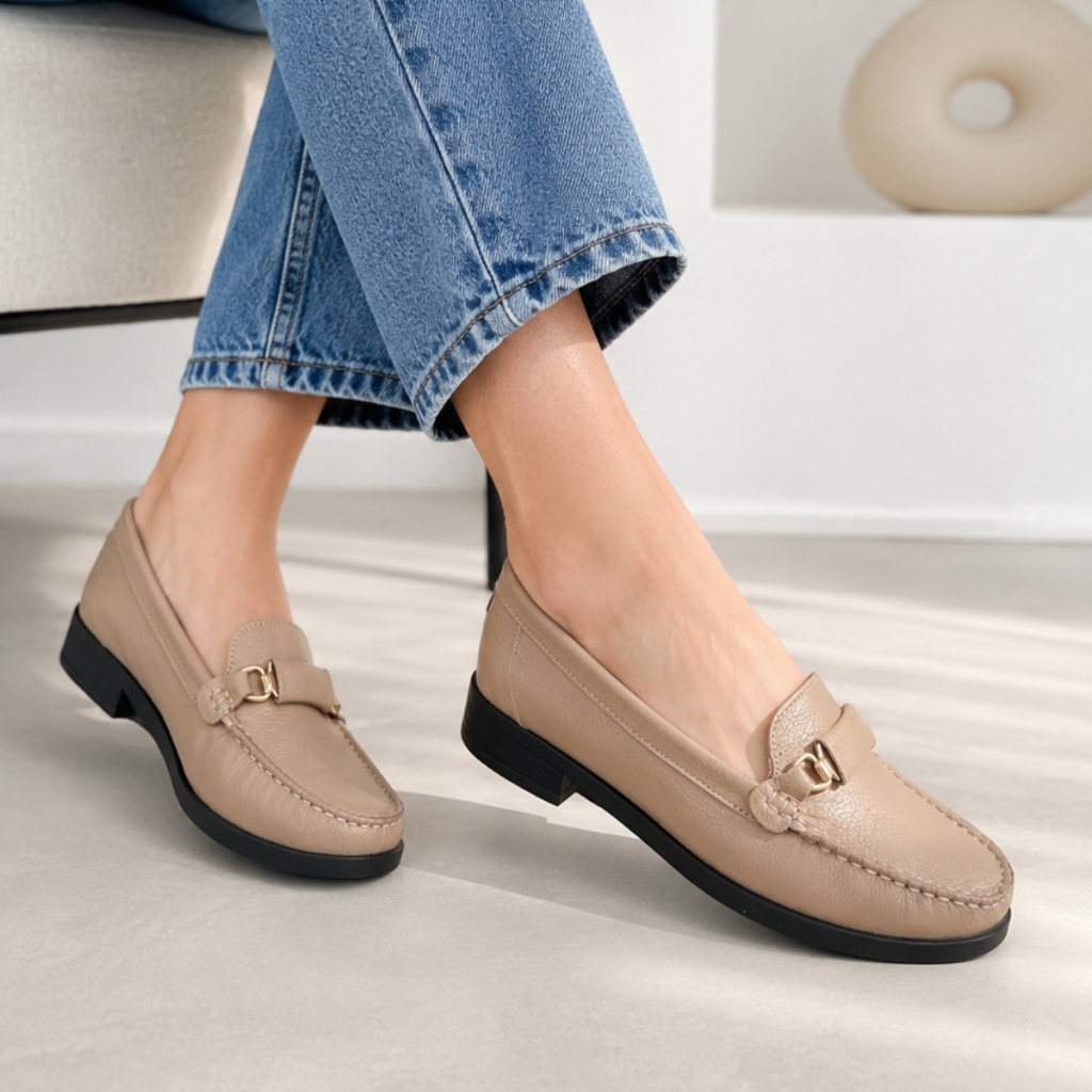 Mocassim Feminino Couro Legítimo Salto Quadrado Elegânte Macio Leve Confortável Bege Salto - PAOLA 03