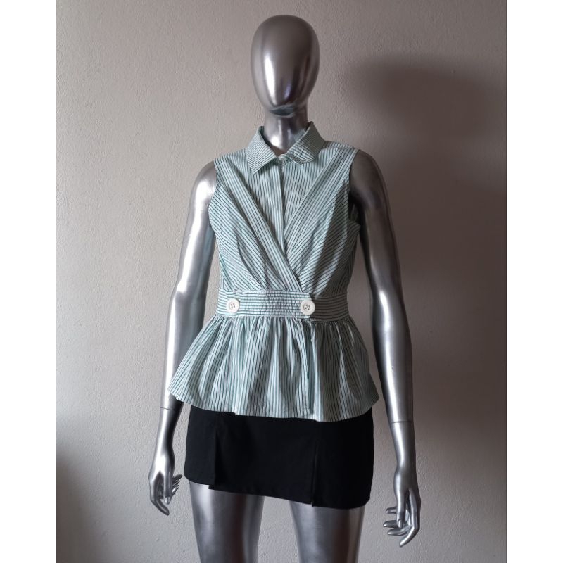 Blusa branca/verde listrada tamanho G - Brechó