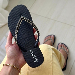 Chinelo Strass Premium Feminino com Brilho Leve Elegante e Antiderrapante Conforto para os Pés