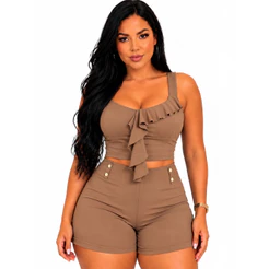 Conjunto Plus Size Premium Malha Crepe com Babado e Botões Dourados
