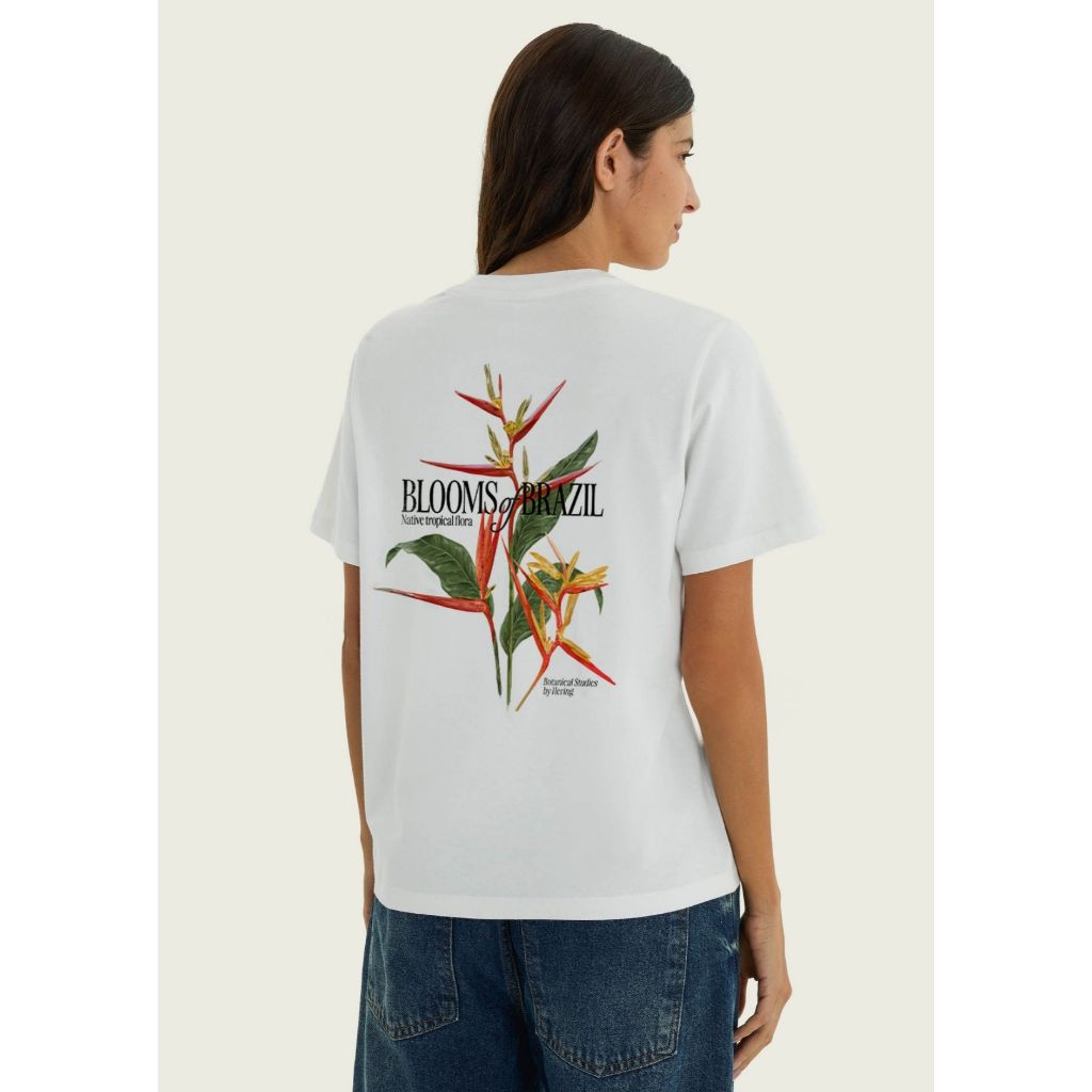 Camiseta Feminina Estampada com: Blooms Brazil Moderna Estampada Algodão Manga Curta Gola Redonda Tecido Confortável