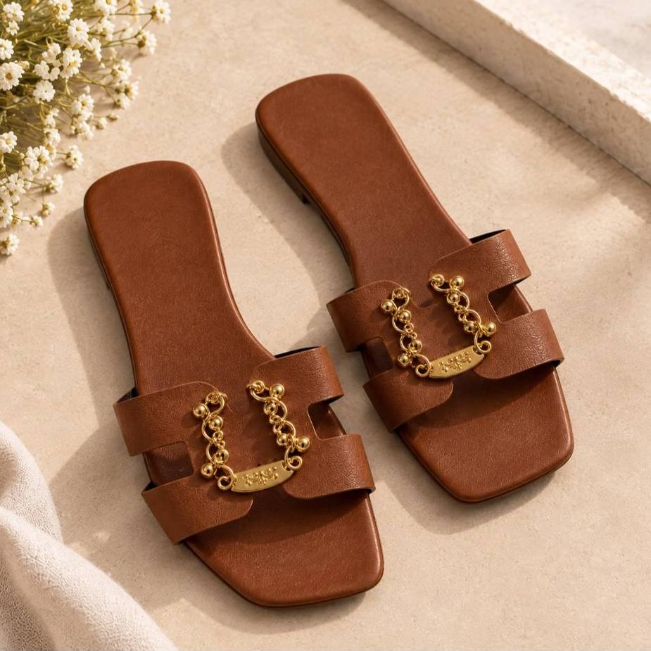 Rasteirinha Feminina Caramelo Bico Quadrado Detalhe Dourado Sandália Rasteira Elegante Casual Verão