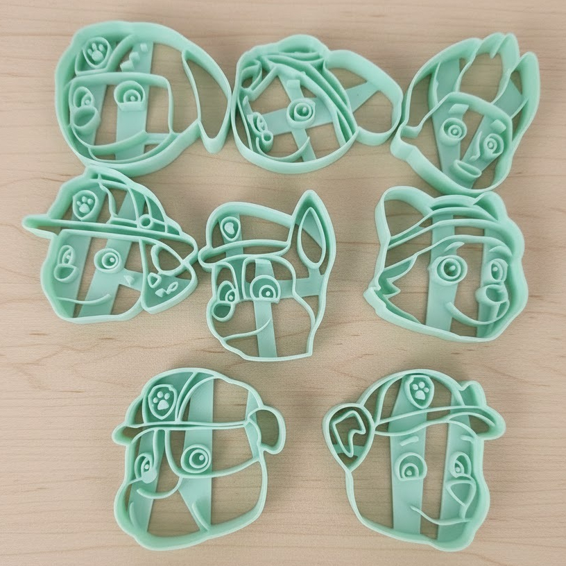 Kit cortadores/ejetor cookies/massinha/biscuit Patrulha Canina 8 peças