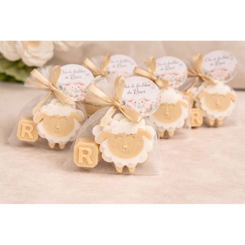 Lembrancinha Sabonete Artesanal Ovelhinha com Letra | Personalizada | Maternidade | Chá de Bebê | Batizado