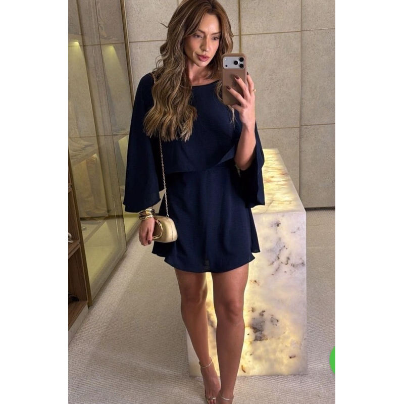 Vestido macaquinho feminino com Mangas flagre e corte assimétrico para estilo Casual e Elegante