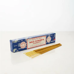 Incenso Indiano Original Nag Champa Massala Satya Puro 7,5g contendo 12 varetas