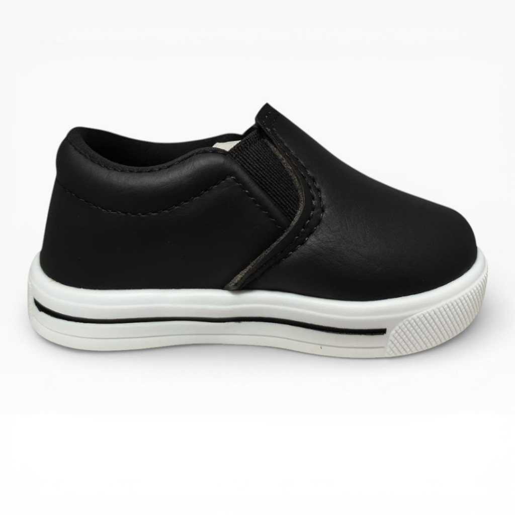 Tênis Bebê Preto Slip On Infantil Confortável Antiderrapante Casual Menino Menina