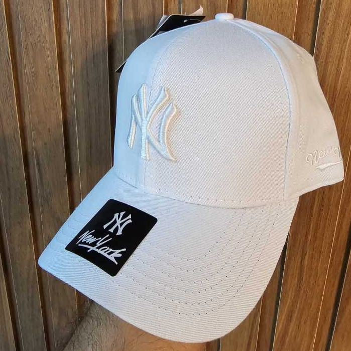 Boné NY Branco/Branco Moda Masculino e Feminino Aba Curva Várias Cores
