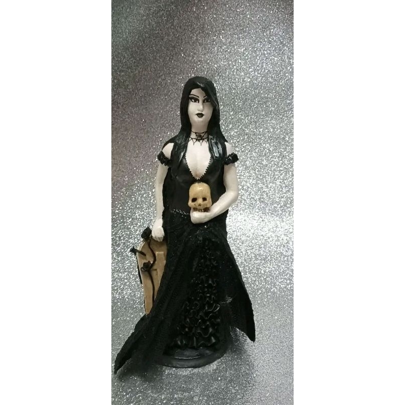 Escultura pomba gira com lapide e caveira vestido preto estátua customizada Maria Quitéria Mulambo Padilha Dama  calunga