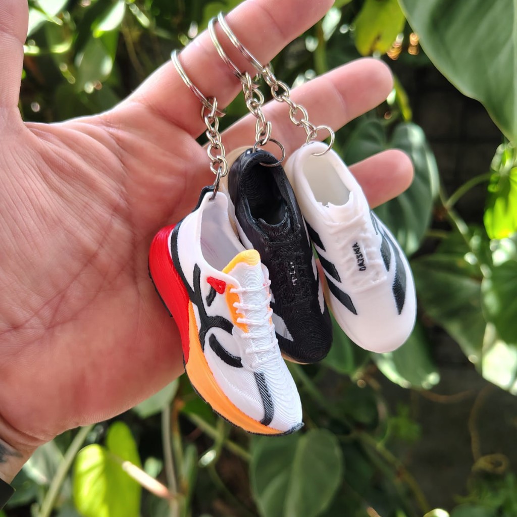 Chaveiro Tênis de Corrida 3D Miniatura Esportivo Sneaker Presente Para Corredor