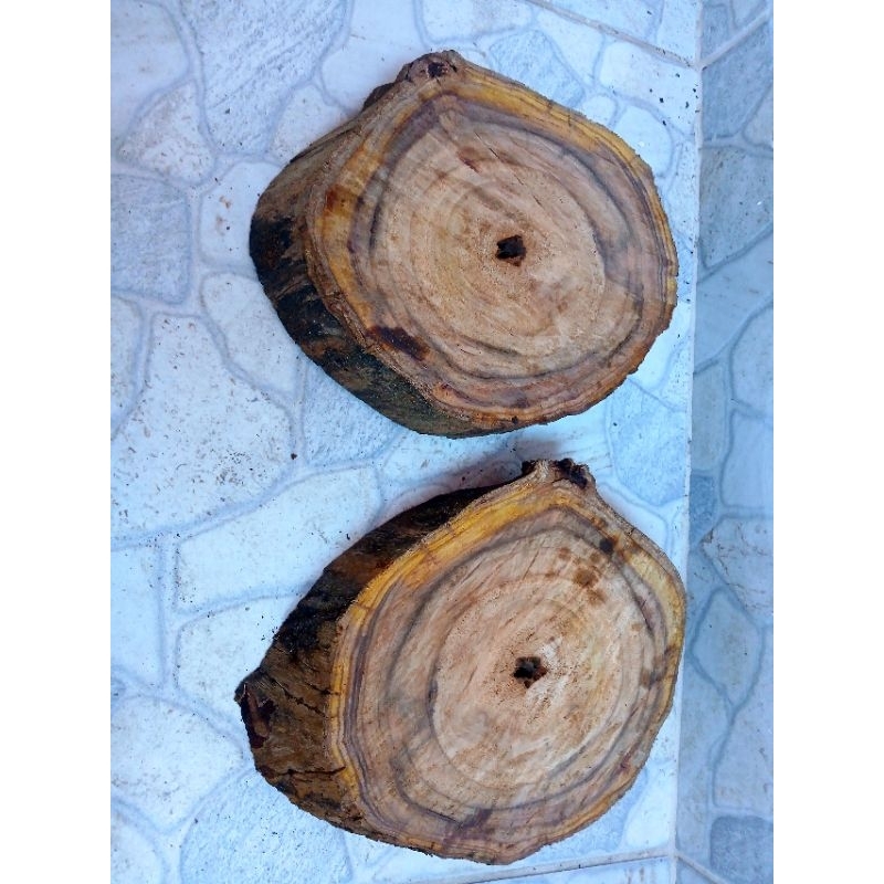 Bolacha de madeira , são 3 UND 18 cm ou envio 20 cm , peças super rústicas