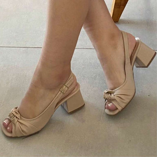 Sapato Peep Toe Feminino Salto Bloco Médio Slingback com Detalhe em Nó - Conforto e Elegância