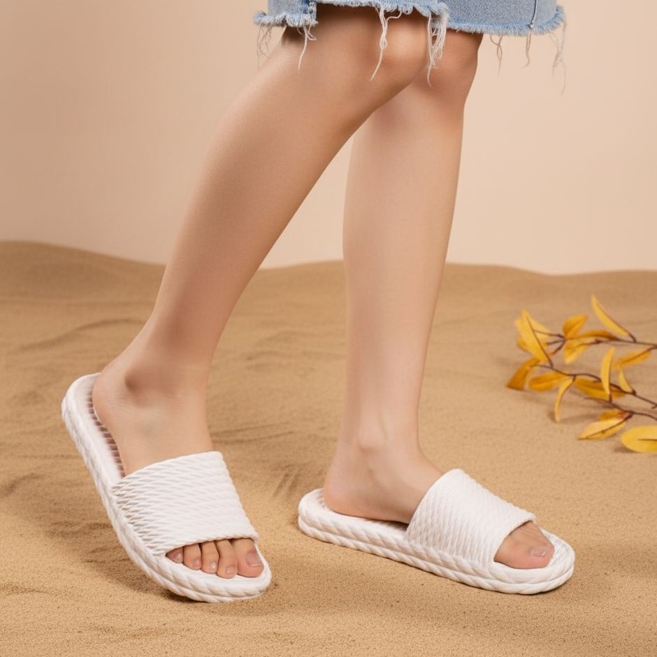 Chinelo Feminino Risa com Solado EVA | Leve, Confortável e Antiderrapante | Estiloso
