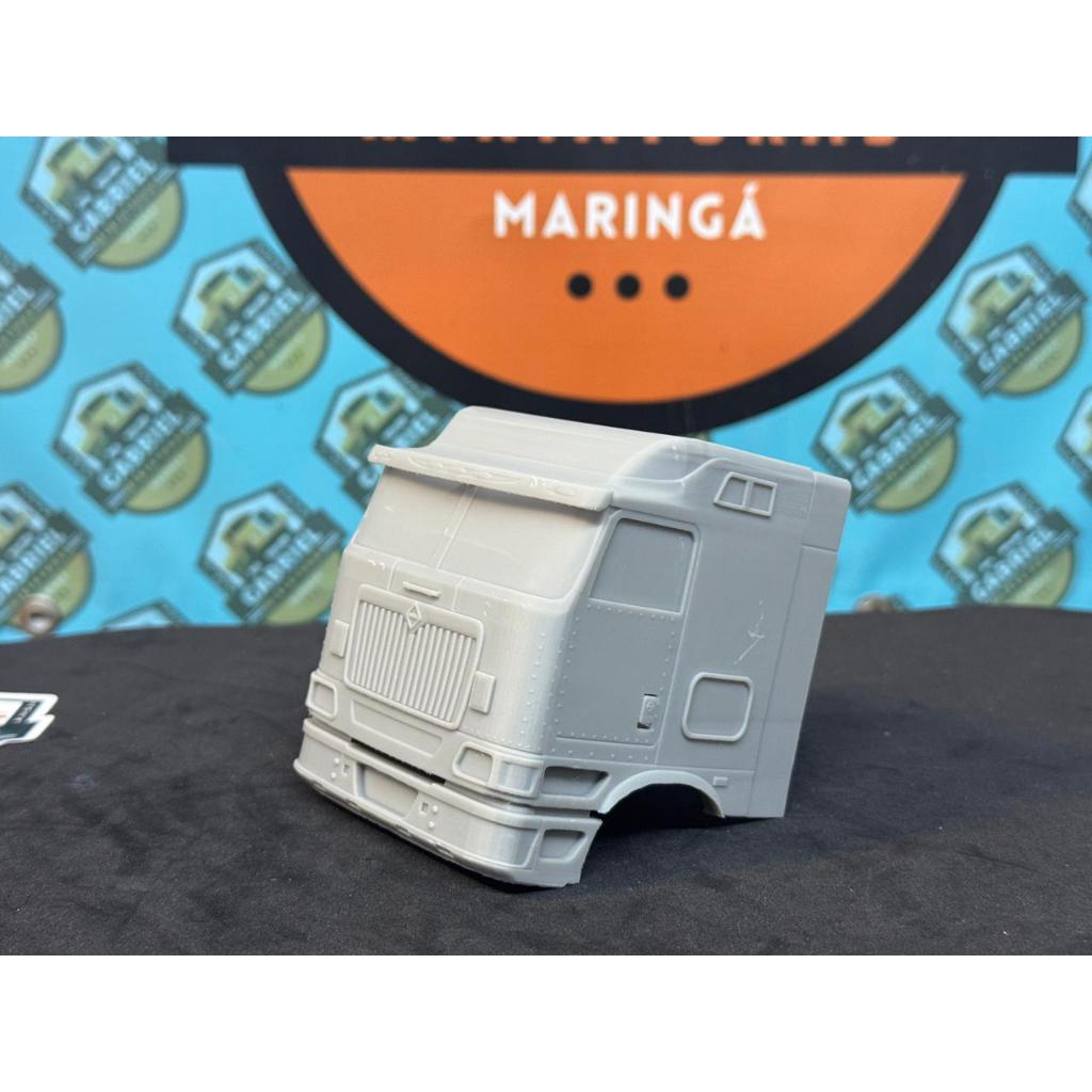 Cabine resina 3D International 9800i miniatura escala 1:32