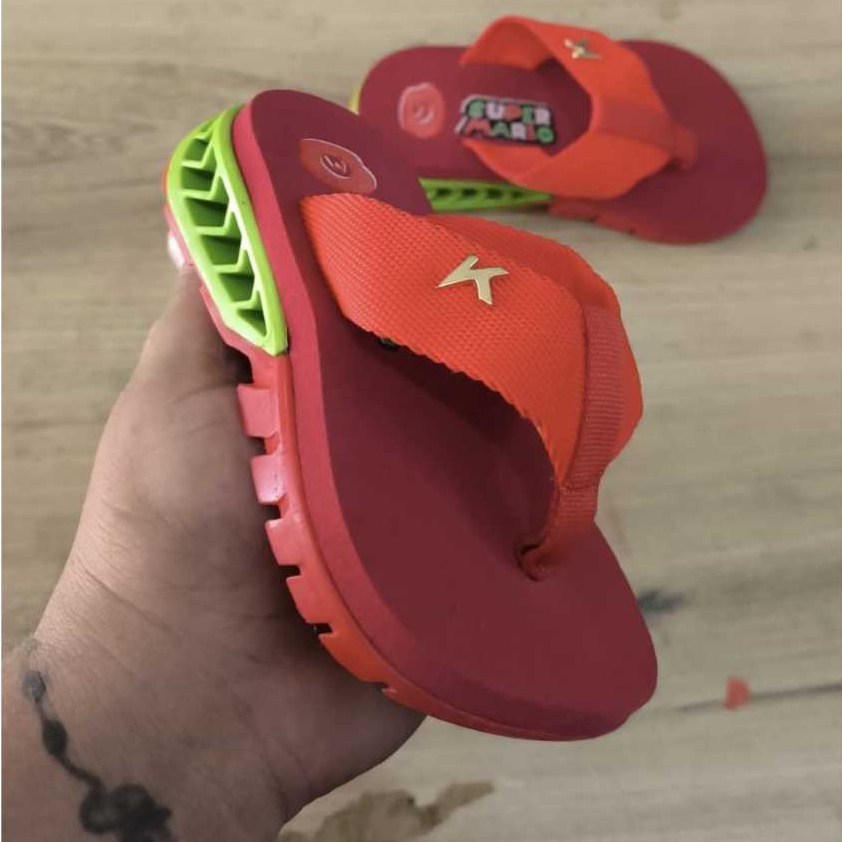 chinelo super confortável leve macio para seu filha ou filho curtir no dia dia