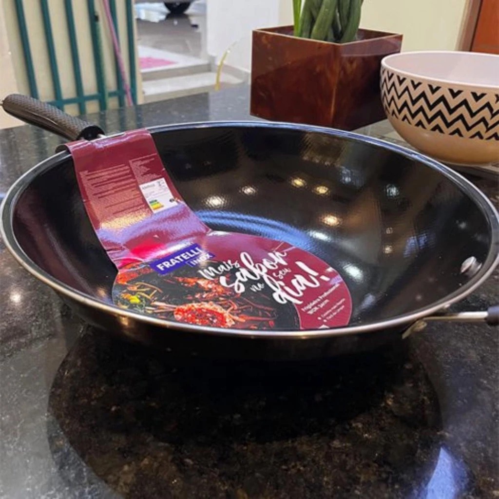 Imagem Frigideira Profissional Grande Wok 34cm Yakissoba Legumes Salteados frutos do mar Fratelli Carne Peixe
