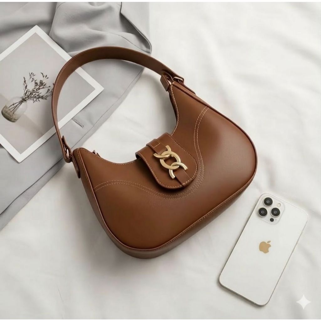 Bolsa Feminina Sofisticada Meia Lua Fecho Dourado Couro Sintético Premium