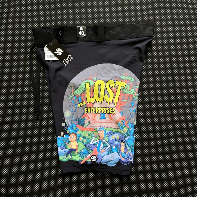 (ESCOLHA A SUA - TAM 40) Bermuda Surf Água Elastano Básica Mcd e Lost Estilo Bh, Relíquia, Promoção