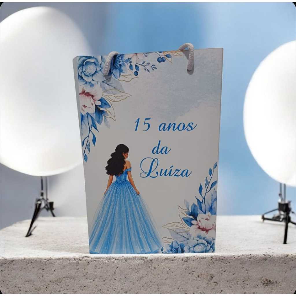 Sacolinha Personalizada com nome  (Tamanho M) 15 anos Azul Claro Celeste Debutante Festa Aniversário Lembrancinhas