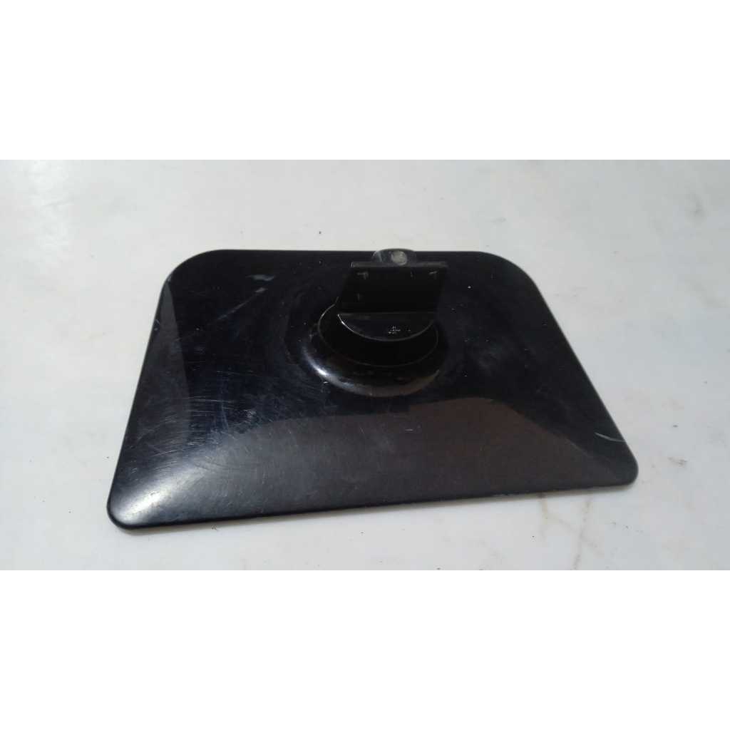 Base pé TV monitor Lenoxx modelo TV 7114