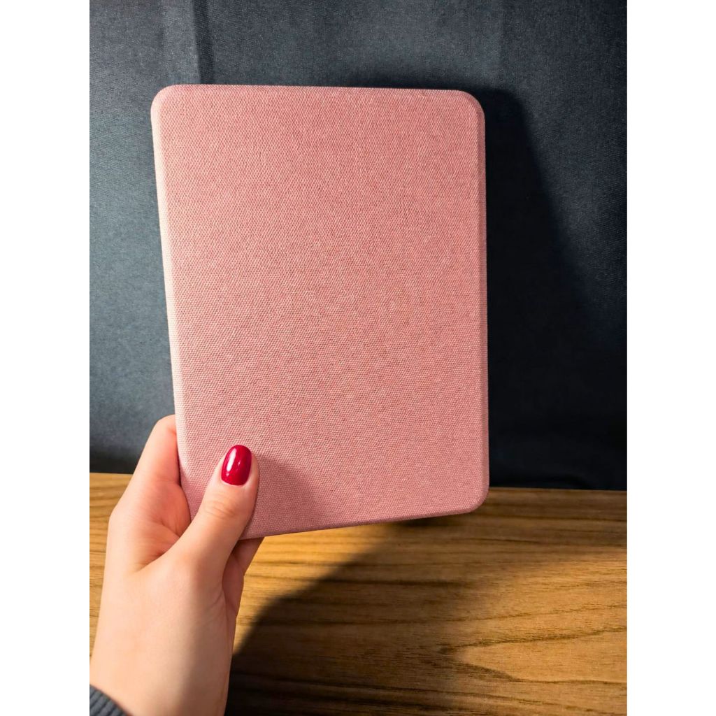Linda Capa Magnética K7 Case Texturizada Com Alça Kindle Paperwhite 12º Geração 7" Polegadas Ereader Leitor de eboos